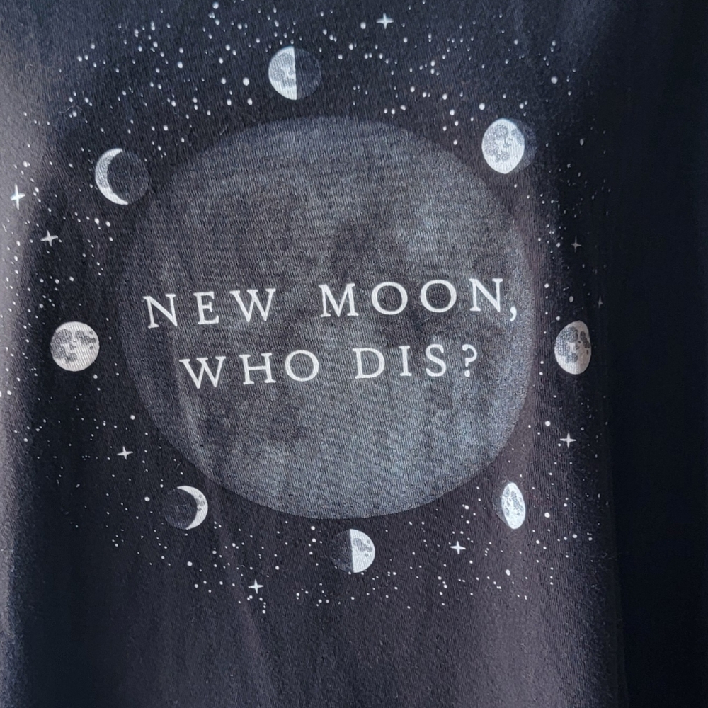 New Moon Who Dis Astrology Moon Phase Tee Shirt Unisex Medium